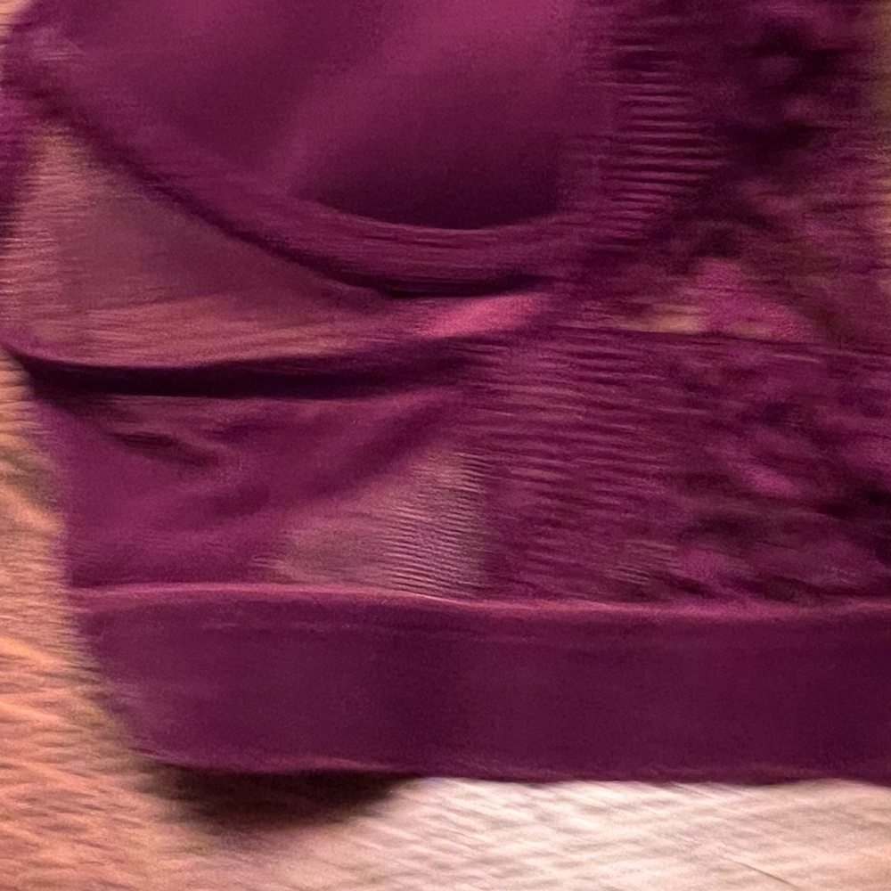 Victoria Secret Bombshell bra. - Picture 10 of 12